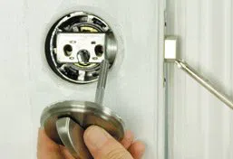 Amber Locksmith Store Austin, TX 512-476-1601 - Lock-replace